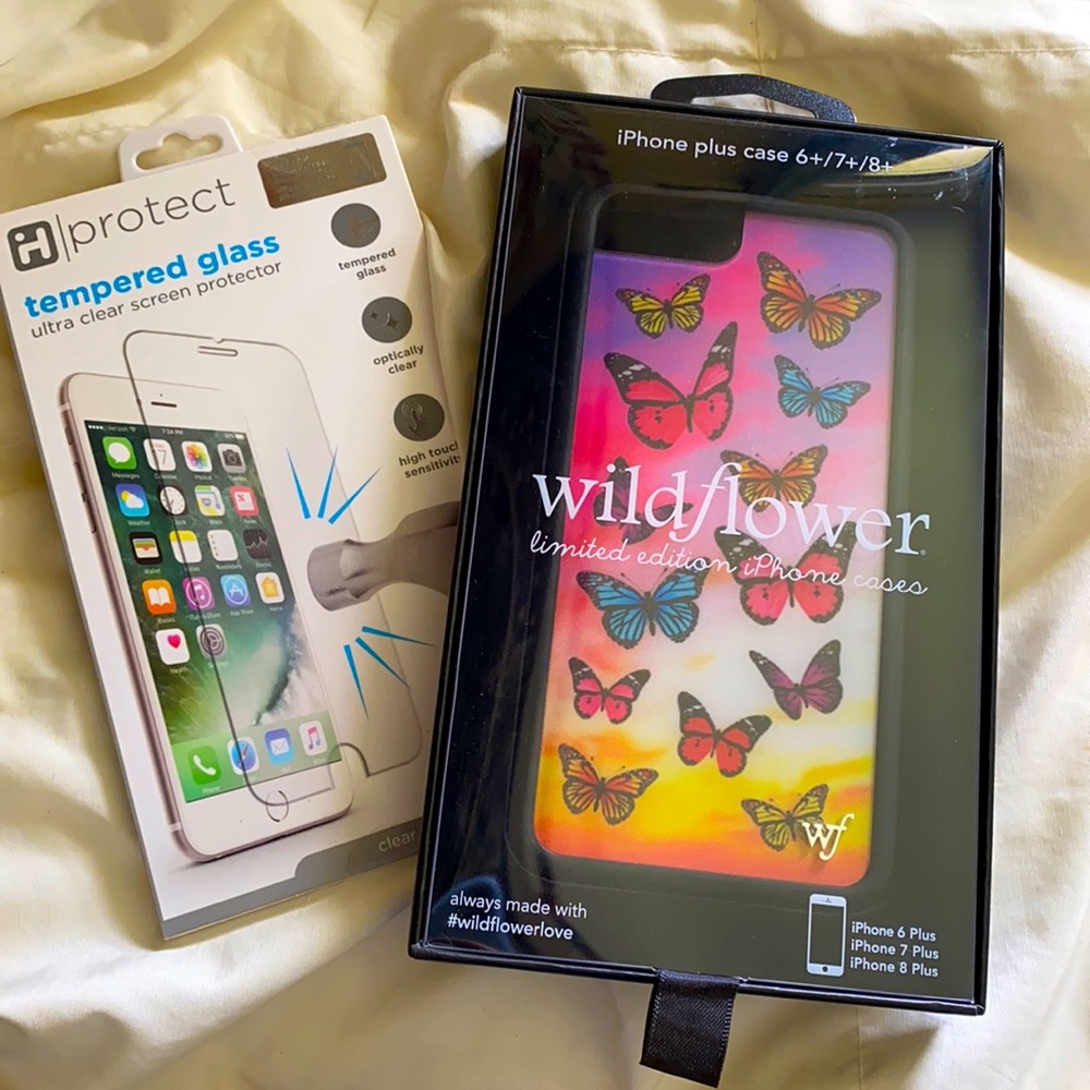 Wildflower iPhone 8+ case and screen protector